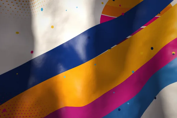 Tecido estampado em cores vivas, com dobras e brilho